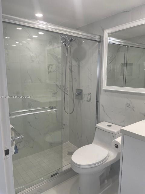 16909 N Bay Rd #805 thumbnail 6