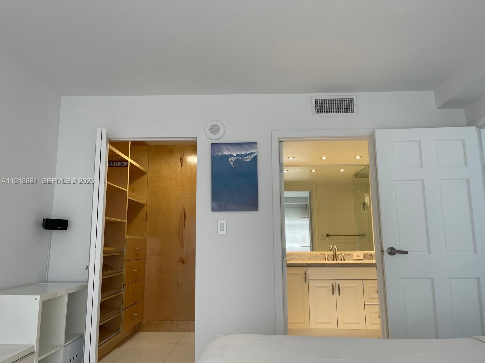 16909 N Bay Rd #716 thumbnail 10