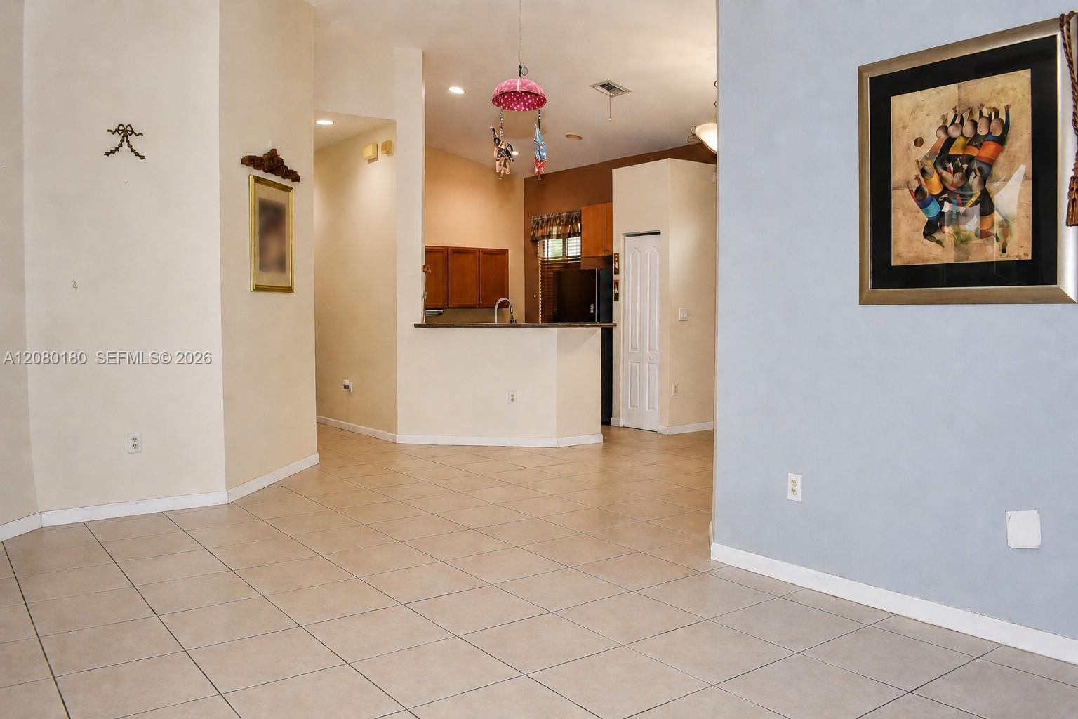 3745 NE 23 Ct thumbnail 12